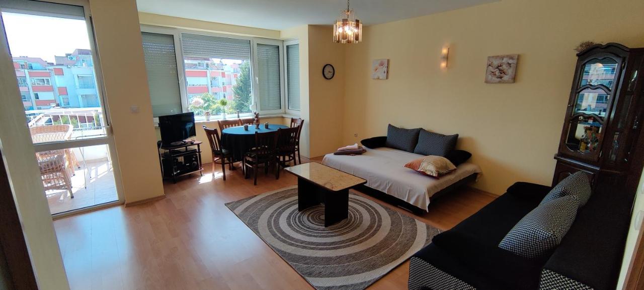 Sunny Fort Private Apartment Sunny Beach Exterior foto